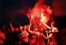 Los aficionados del Liverpool salen a la calle para celebrar el título