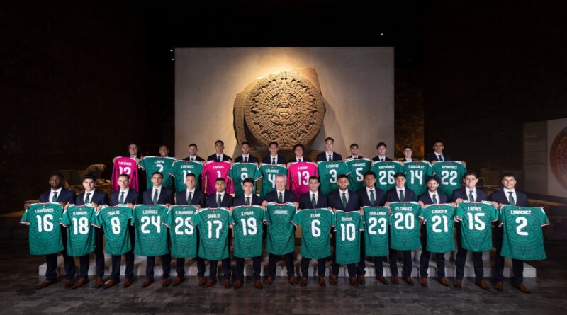¿ES LA LISTA DE TODOS O LA LISTA DE AGUIRRE? LA CONVOCATORIA FINAL DE MÉXICO YA GENERA DEBATE ANTES DE QUE RUEDE EL BALÓN